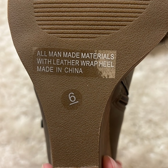 Report Footwear Guine Wedge Bootie Olive Green - Picture 10 of 12